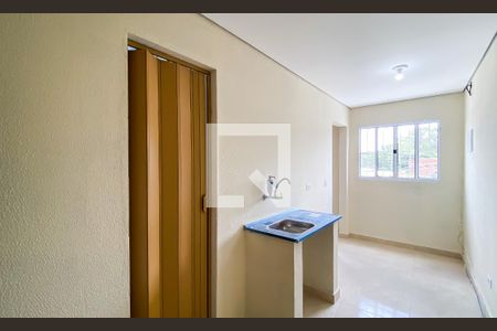 Cozinha de casa para alugar com 1 quarto, 28m² em Parque Cisper, São Paulo