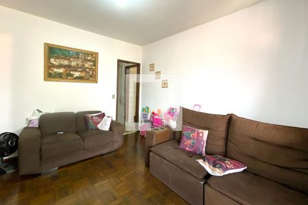 Sala de casa à venda com 3 quartos, 180m² em Paraíso, Belo Horizonte