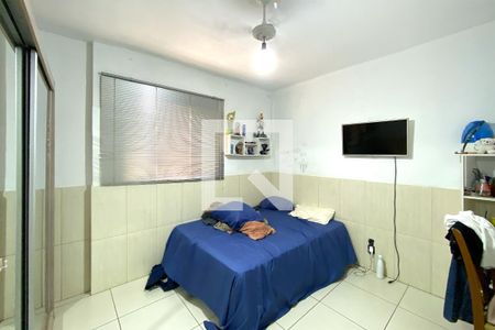 Quarto 2 de casa à venda com 3 quartos, 180m² em Paraíso, Belo Horizonte