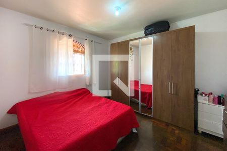 Quarto 1 de casa à venda com 3 quartos, 180m² em Paraíso, Belo Horizonte