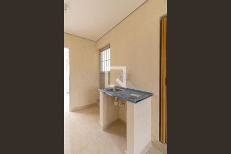 Sala e Cozinha de casa para alugar com 1 quarto, 30m² em Parque Cisper, São Paulo