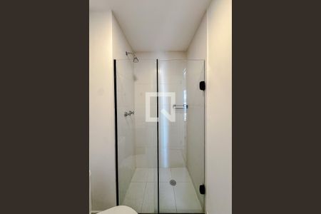Banheiro de kitnet/studio para alugar com 1 quarto, 33m² em Belenzinho, São Paulo
