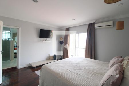 Suíte 1 de casa à venda com 4 quartos, 240m² em Interlagos, São Paulo