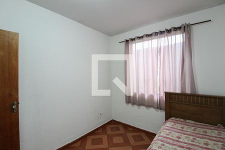 Quarto 2 de casa à venda com 4 quartos, 241m² em Conjunto Helena Antipoff, Belo Horizonte