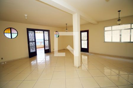 Sala de casa à venda com 4 quartos, 386m² em Vaz Lobo, Rio de Janeiro
