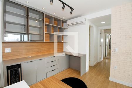 Sala e Cozinha de apartamento para alugar com 2 quartos, 71m² em Pinheiros, São Paulo