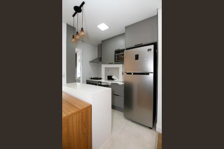 Sala e Cozinha de apartamento para alugar com 2 quartos, 71m² em Pinheiros, São Paulo