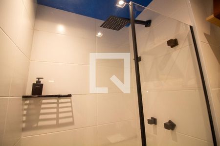 Banheiro de kitnet/studio à venda com 1 quarto, 25m² em Jardim das Acacias, São Paulo