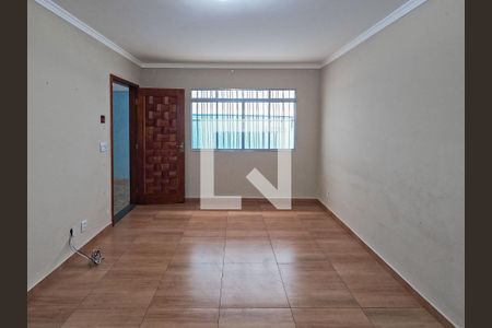 Sala de casa à venda com 2 quartos, 224m² em Piqueri, São Paulo