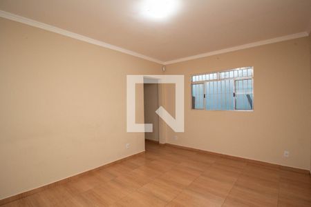 Casa à venda com 2 quartos, 224m² em Piqueri, São Paulo