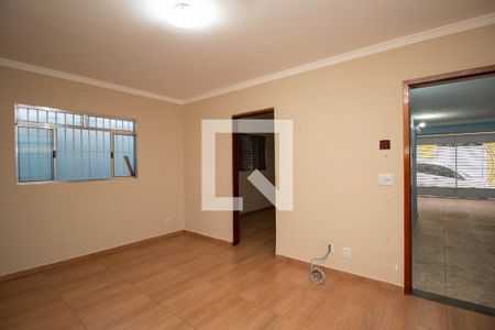 Casa à venda com 2 quartos, 224m² em Piqueri, São Paulo