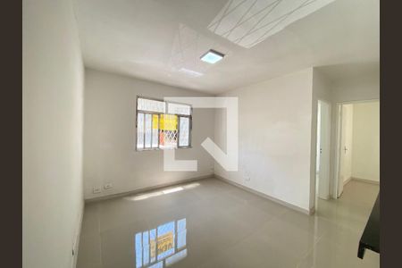 Apartamento à venda com 2 quartos, 45m² em Tomás Coelho, Rio de Janeiro