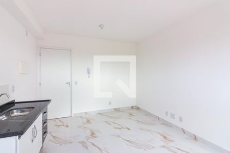 Sala e Cozinha  de apartamento para alugar com 3 quartos, 38m² em Santa Maria, Osasco
