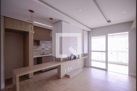 Sala  de apartamento para alugar com 2 quartos, 74m² em Aclimação, São Paulo