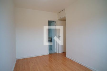 Quarto suíte  de apartamento para alugar com 2 quartos, 52m² em Passo das Pedras, Porto Alegre