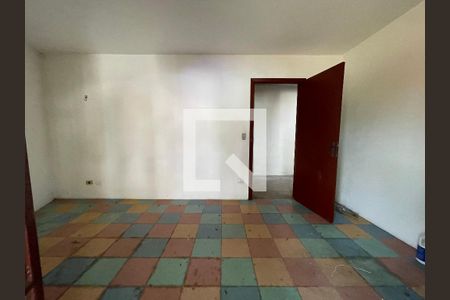 Quarto 1 de casa à venda com 5 quartos, 550m² em Vila Pirajussara, São Paulo