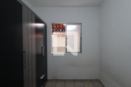 Quarto 1 de casa para alugar com 2 quartos, 67m² em Santa Amelia, Belo Horizonte