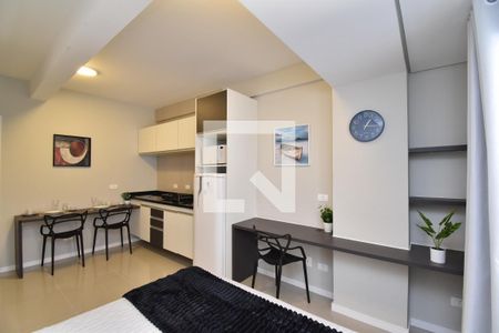Studio de kitnet/studio para alugar com 1 quarto, 25m² em Centro, Curitiba