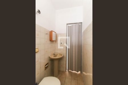 Banheiro de casa para alugar com 1 quarto, 50m² em Vila Aparecida, São Paulo