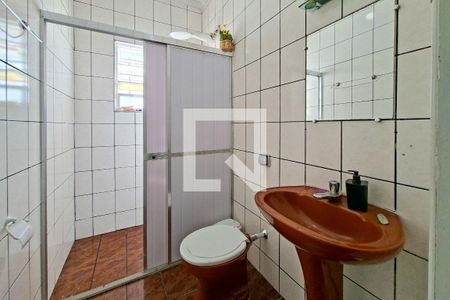 Banheiro de casa para alugar com 3 quartos, 160m² em Maracanã, Praia Grande