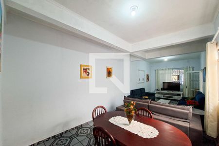 Sala de casa para alugar com 3 quartos, 160m² em Maracanã, Praia Grande