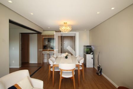 Sala de apartamento à venda com 3 quartos, 97m² em Petrópolis, Porto Alegre