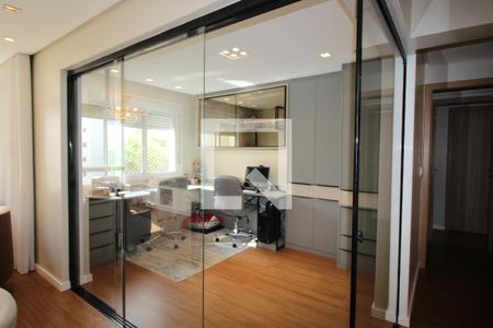 Escritório de apartamento à venda com 3 quartos, 97m² em Petrópolis, Porto Alegre