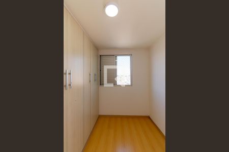Quarto 1 de apartamento para alugar com 2 quartos, 50m² em Vila Ema, São Paulo
