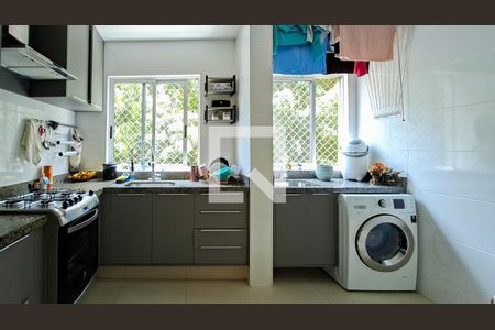 Cozinha e Área de Serviço de apartamento para alugar com 3 quartos, 85m² em São Lucas, Belo Horizonte