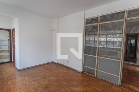 Apartamento para alugar com 3 quartos, 120m² em Centro, Belo Horizonte