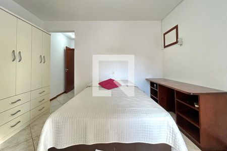 Suíte  de apartamento para alugar com 2 quartos, 80m² em Carvoeira, Florianópolis
