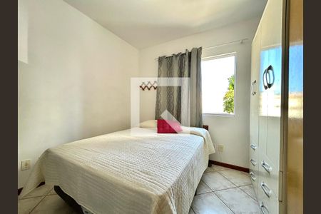 Quarto  de apartamento para alugar com 2 quartos, 80m² em Carvoeira, Florianópolis