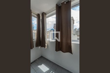 Sacada de apartamento para alugar com 1 quarto, 34m² em Bela Vista, São Paulo