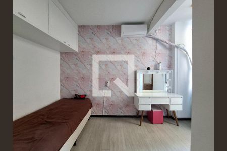 Quarto 2 de apartamento à venda com 4 quartos, 106m² em Laranjeiras, Rio de Janeiro