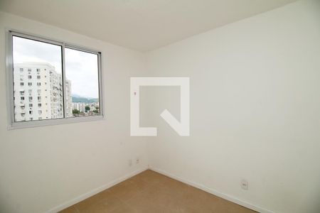 Quarto 1 de apartamento para alugar com 2 quartos, 40m² em Irajá, Rio de Janeiro