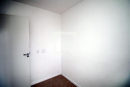 Quarto 2 de apartamento para alugar com 2 quartos, 40m² em Irajá, Rio de Janeiro