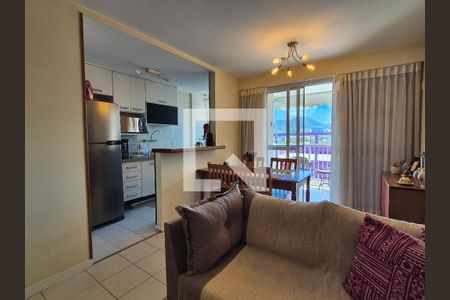 Sala  de apartamento à venda com 2 quartos, 66m² em Recreio dos Bandeirantes, Rio de Janeiro