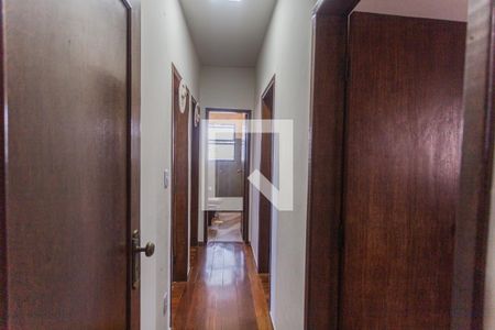 Corredor de apartamento à venda com 4 quartos, 186m² em Santa Efigênia, Belo Horizonte