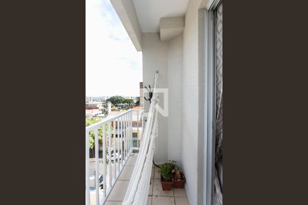 Apartamento para alugar com 3 quartos, 79m² em Vila Carmosina, São Paulo