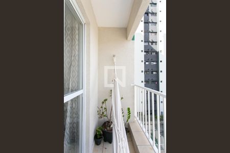 Varanda da Sala  de apartamento para alugar com 3 quartos, 79m² em Vila Carmosina, São Paulo