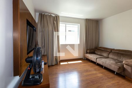 Sala de TV de casa de condomínio à venda com 3 quartos, 348m² em Vila do Ouro, Nova Lima