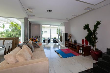 Sala com Lareira  de casa de condomínio à venda com 3 quartos, 348m² em Vila do Ouro, Nova Lima