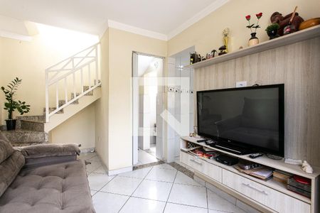Sala de casa de condomínio para alugar com 3 quartos, 67m² em Vila Aricanduva, São Paulo