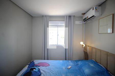 Quarto 2 de apartamento para alugar com 2 quartos, 57m² em Humaitá, Porto Alegre