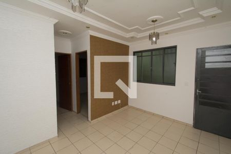 Sala de casa de condomínio à venda com 2 quartos, 70m² em Califórnia, Belo Horizonte