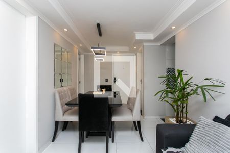 Sala de apartamento à venda com 2 quartos, 47m² em Vila Carmosina, São Paulo