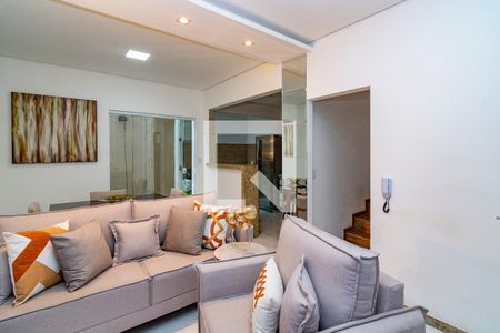 Sala de casa à venda com 3 quartos, 75m² em Salgado Filho, Belo Horizonte