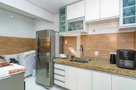 Cozinha de casa à venda com 3 quartos, 75m² em Salgado Filho, Belo Horizonte