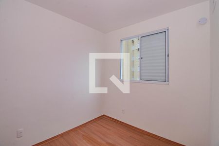 Quarto 1 de apartamento para alugar com 2 quartos, 45m² em Costa E Silva, Porto Alegre