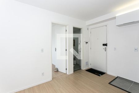 Sala de apartamento para alugar com 2 quartos, 34m² em Chácara Seis de Outubro, São Paulo